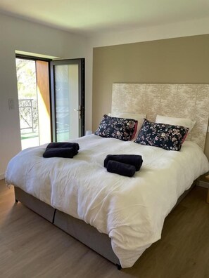 2 soverom, strykejern/-brett, reiseseng for barn og wi-fi (inkludert)