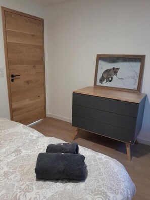 2 Schlafzimmer, Bügeleisen/Bügelbrett, Reisekinderbett, kostenloses WLAN