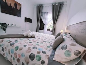 1 bedroom, iron/ironing board, WiFi