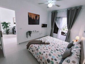 1 Schlafzimmer, Bügeleisen/Bügelbrett, WLAN
