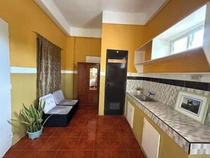 Interior - Transient Studios near Isdaan (Central Luzon)