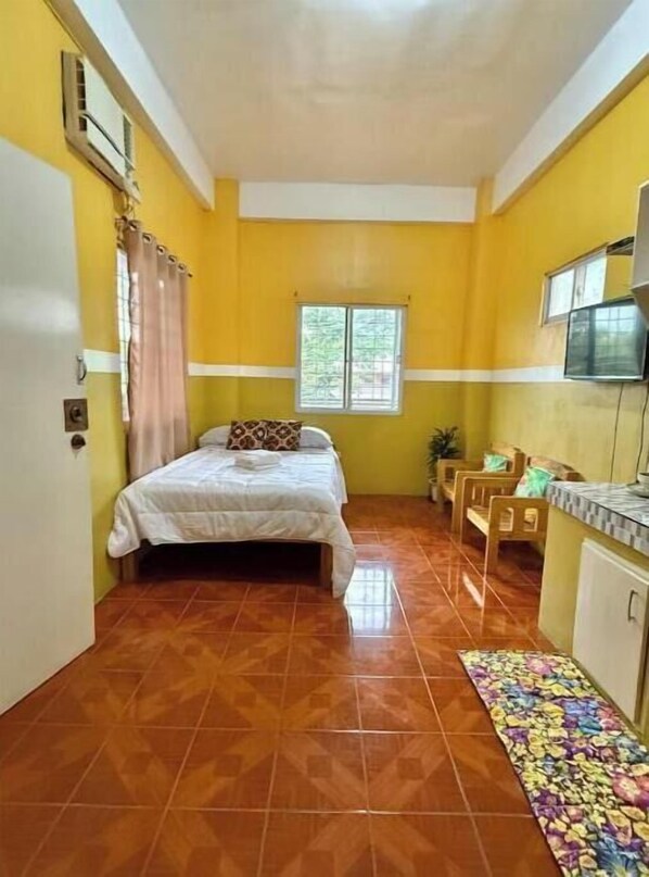 1 bedroom, WiFi, bed sheets