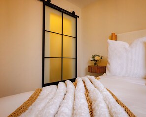 2 chambres, fer et planche Ă repasser, Wi-Fi, draps fournis