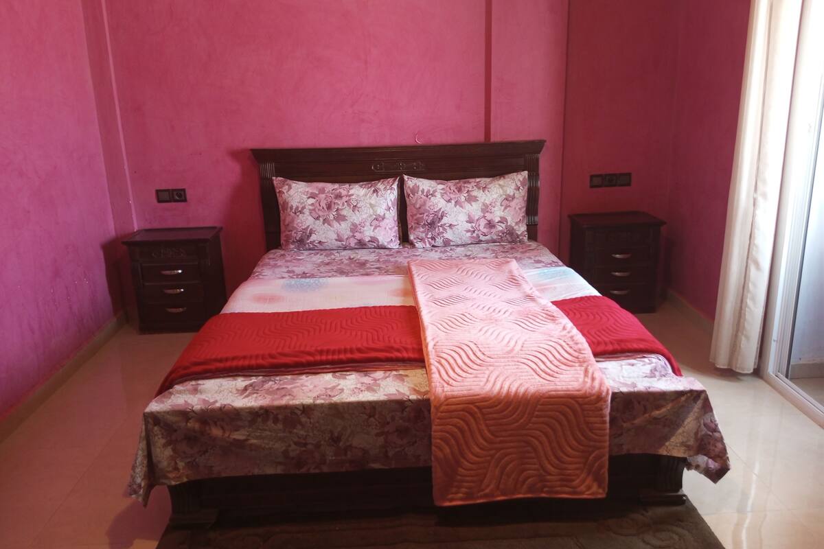 Traditional Double Room | Blackout drapes, soundproofing, free WiFi