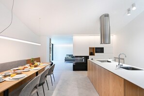 Dining - Casas D'Além 3 by Sé Apartamentos (Vieira do Minho)