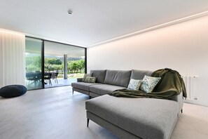 Unclassified image, 3 of 35, button - Casas D'além 3 Refuge W/ pool & nature (Vieira do Minho)
