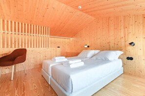 2 dormitorios, tabla de planchar con plancha, Internet y ropa de cama