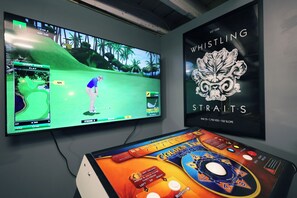 Games room - Sheboygan Shores (Sheboygan)