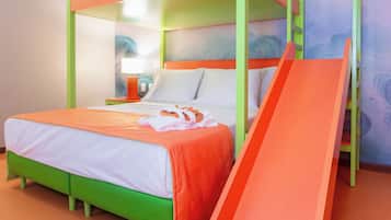 Apartamento Familiar Junior (NEP) | Caja fuerte, escritorio, cortinas opacas y wifi gratis