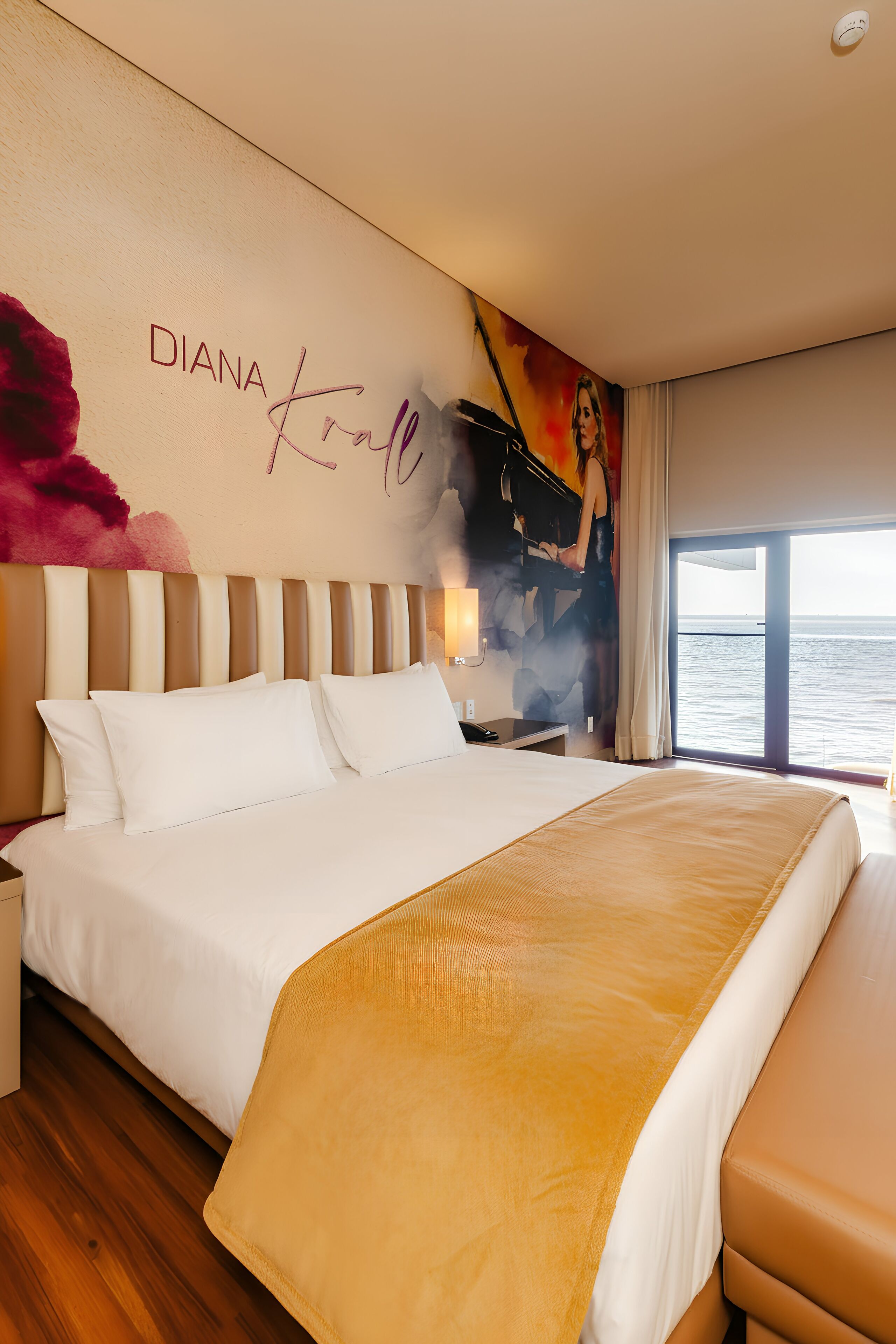 Caixa forta a l'habitació, escriptori, cortines opaques i wifi gratuïta 