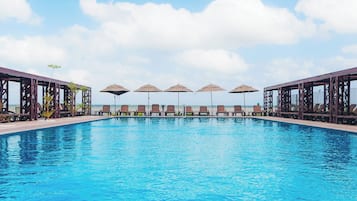 Innenpool, 2 AuĂenpools