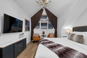 4 bedrooms, iron/ironing board, travel cot, free WiFi