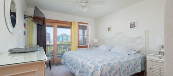 7017- Rodanthe Fantasea, a home in Rodanthe, NC, an 8 BR with stunning ocean views.