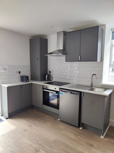 Super king size bed apartment 
Aran View Holiday Homes house n3