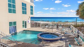 Piscine intérieure, piscine chauffée