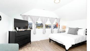 4 bedrooms, iron/ironing board, free WiFi, bed sheets