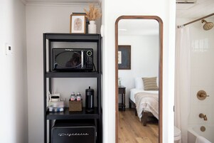 Twin Room | Free WiFi