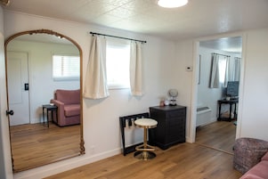 Studio Suite, Multiple Beds | Free WiFi