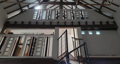 Grand gĂźte familial en pleine campagne normande avec lamas