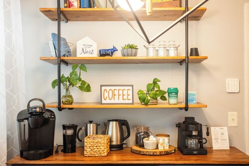 Work Space/King/Patio/Near Airport/Close to I-35