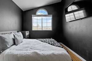 4 Schlafzimmer, Bügeleisen/Bügelbrett, WLAN, Bettwäsche