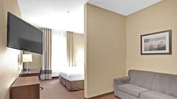 Familien-Suite | Schreibtisch, laptopgeeigneter Arbeitsplatz, kostenloses WLAN