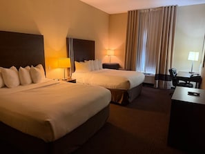 Standard Double Room | Desk, laptop workspace, free WiFi
