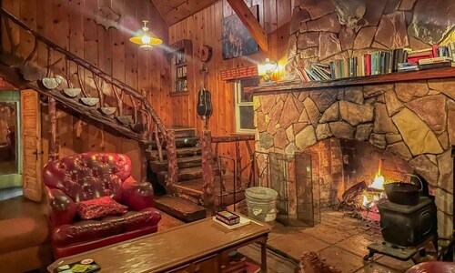 Tranquil 8-Bedroom Lodge in Big Bear Lake
