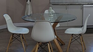 Dining - Spacious 2-bedroom suite minutes from Montreal attractions (Brossard)