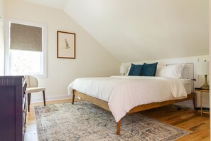 3 Schlafzimmer, Schreibtisch, Bügeleisen/Bügelbrett, kostenloses WLAN