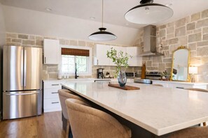 Imagen sin descripción, 3 de 24, botón