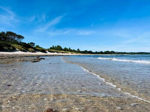 Log house in Dronningmølle 150 m to the beach