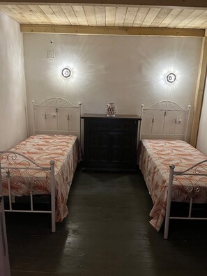 2 Schlafzimmer, Bettwäsche