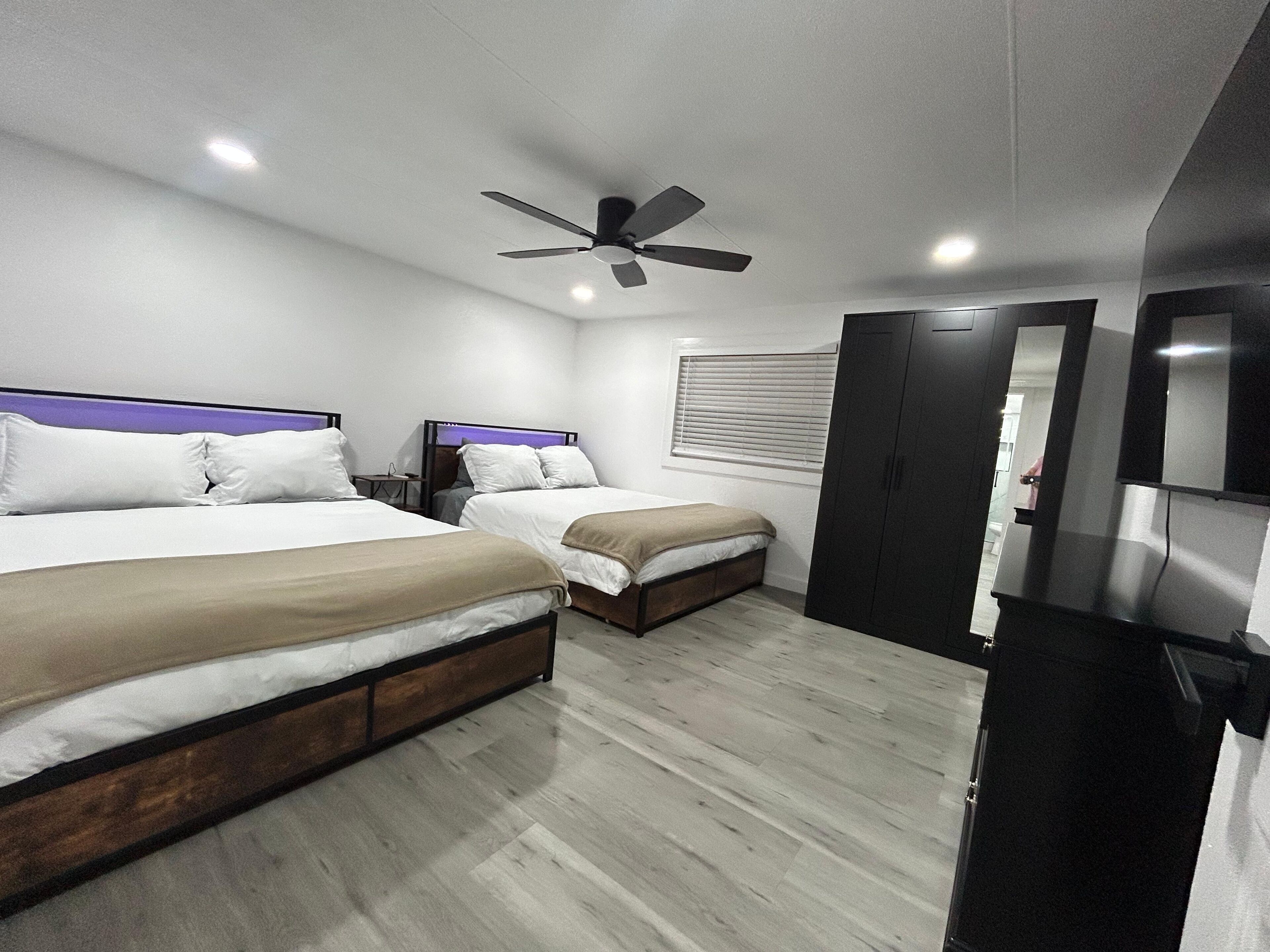 3 bedrooms, desk, iron/ironing board, free WiFi