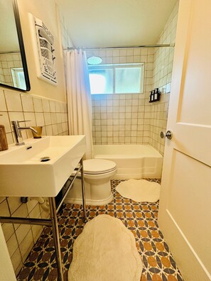 Towels, soap, toilet paper