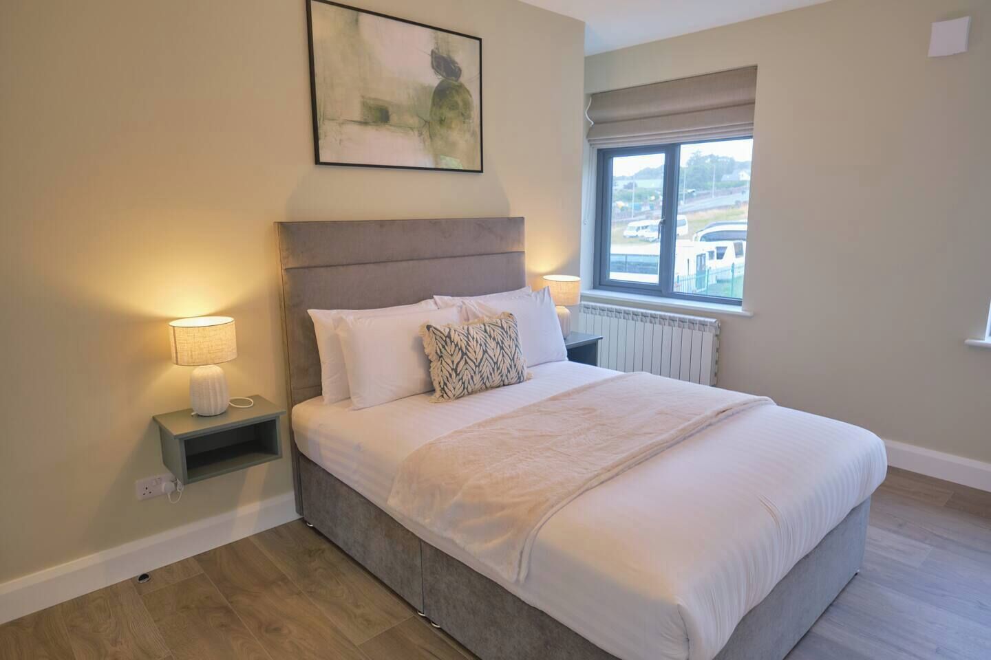 Iron/ironing board, travel cot, WiFi, bed sheets