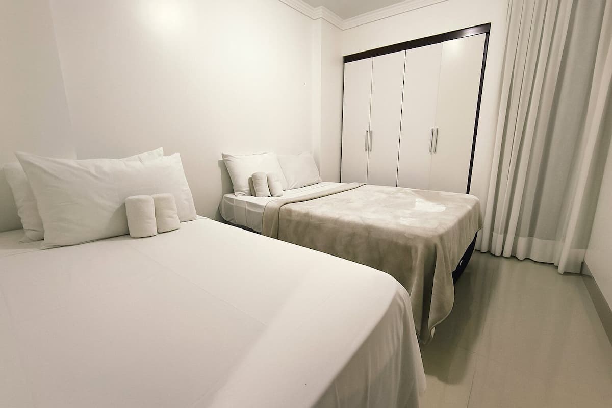 Family Apartment | Hypo-allergenic bedding available, WiFi (free), bed sheets