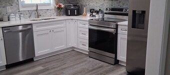 ABM Southern Vacation Rental 
3-bedroom house in marvelous Savannah with WiFi