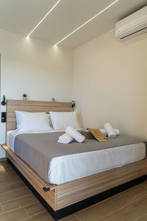 1 bedroom, in-room safe, iron/ironing board, travel crib