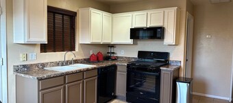 Charming 2-bedroom, 2-bathroom house, ideal for a relaxing getaway.