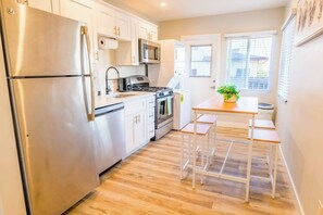 Microwave, oven, stovetop, dishwasher