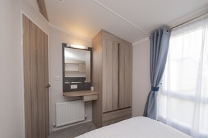 3 habitaciones y ropa de cama