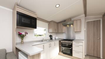 Mobile Home | Private kitchen