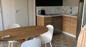 Mobile Home | Private kitchen - Mobile Home in Serignan With air Conditioning (Sérignan)