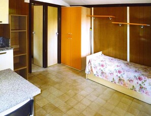 Mobile Home | 2 bedrooms, bed sheets