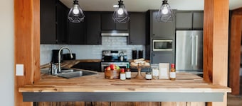 The Farmhouse at Mt. Dennison - Entire home in Balch Park near Sequoia Forest