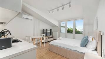 Bügeleisen/Bügelbrett, WLAN, Bettwäsche