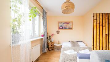 1 bedroom, iron/ironing board, WiFi, bed sheets