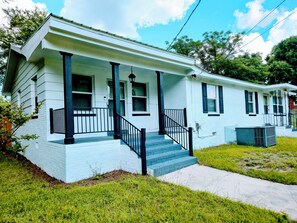 Exterior - New 2 Bedroom Suite w/Impressive Kitchenette in Fayetteville, NC (Fayetteville)
