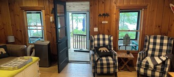 Serene 4-bedroom cabin in Sweden on Stearns Pond perfect for relaxing getaways